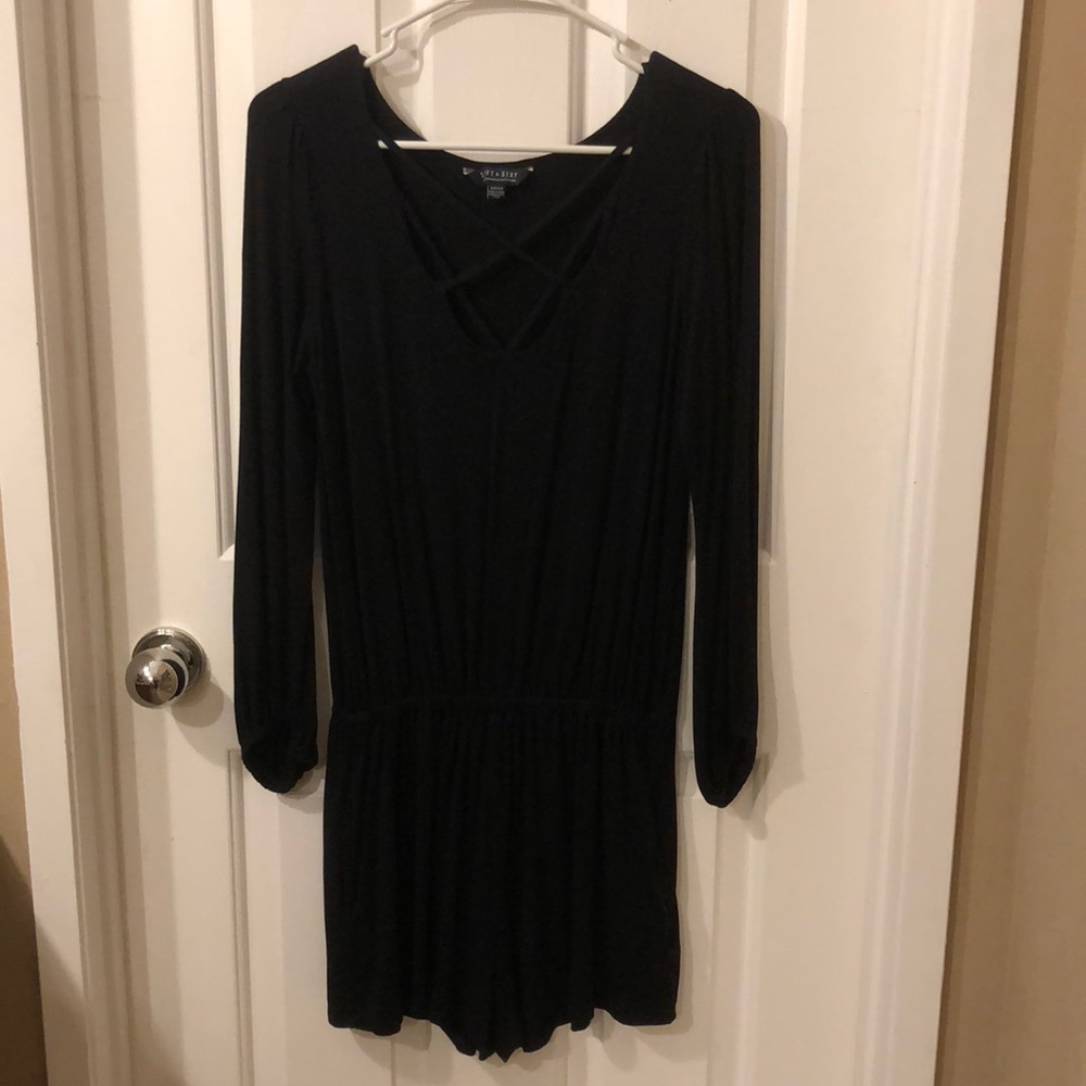 American Eagle black long sleeve romper
